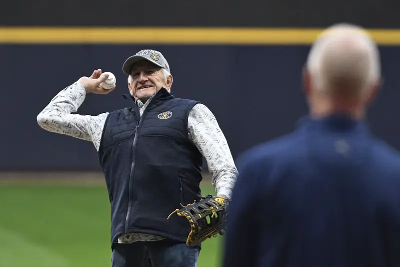 Milwaukee Brewers raidio announcer Bob Uecker throws out the first pitch before the Milwaukee Brewers and Arizona Diamondbacks game during game one of the Wildcard series for the 2023 MLB playoffs at American Family Field. Mandatory Credit: Michael McLoone-USA TODAY Sports/File Photo